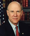 Pat Roberts (R)